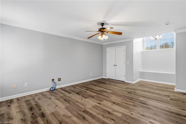 5663 Fairway Forest Drive, Winston-salem, NC 27105