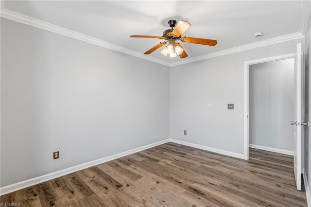 5663 Fairway Forest Drive, Winston-salem, NC 27105