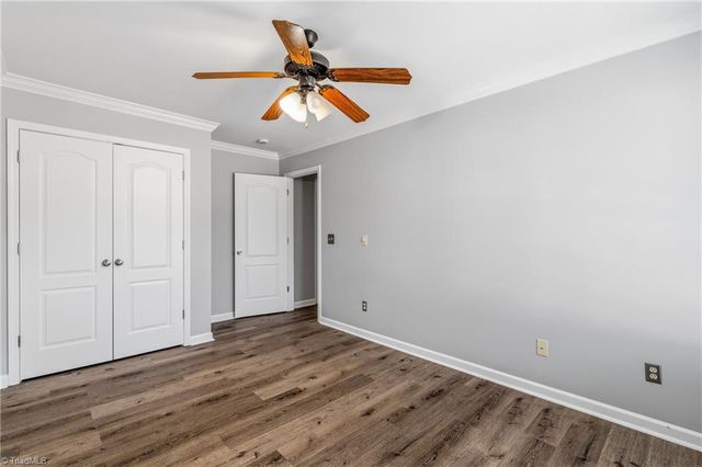 5663 Fairway Forest Drive, Winston-salem, NC 27105