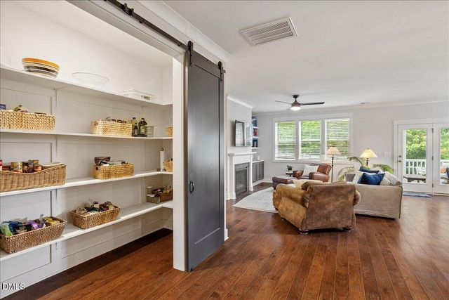 345 Chauncey Circle, Chapel Hill, NC 27516