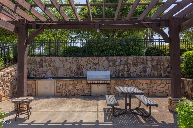 345 Chauncey Circle, Chapel Hill, NC 27516
