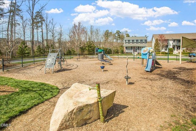 345 Chauncey Circle, Chapel Hill, NC 27516