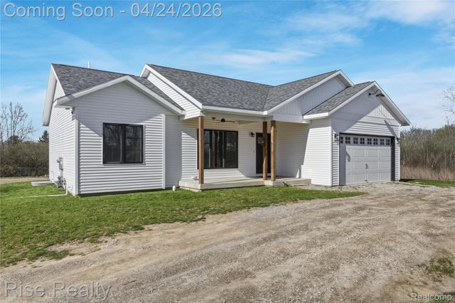 4399 E Bristol Road, Burton, MI 48519