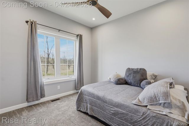 4399 E Bristol Road, Burton, MI 48519