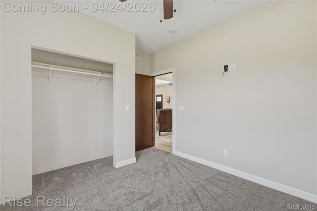 4399 E Bristol Road, Burton, MI 48519