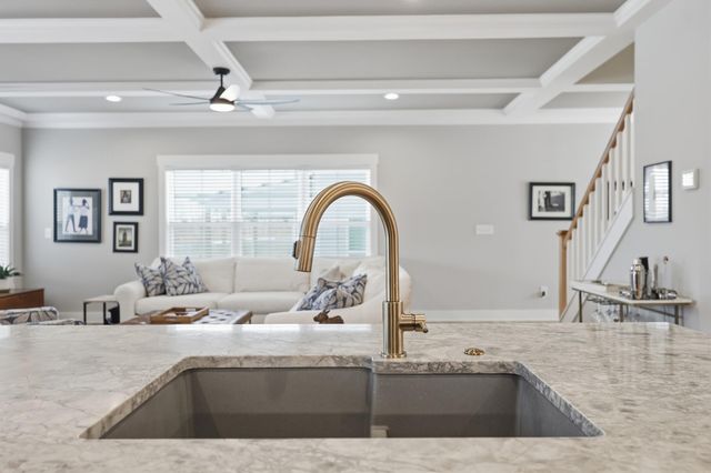 3800 Stolen Horse Trace, Lexington, KY 40509