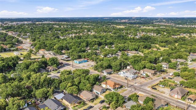3204 Avenue L, Fort Worth, TX 76105