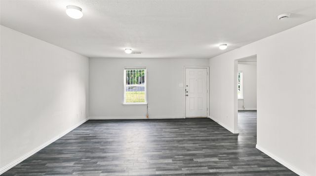 3204 Avenue L, Fort Worth, TX 76105