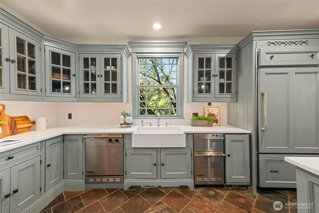 6424 286th Place NE, Carnation, WA 98014