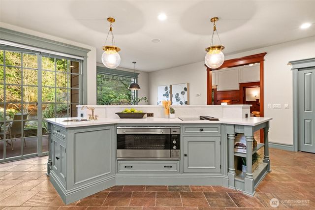 6424 286th Place NE, Carnation, WA 98014