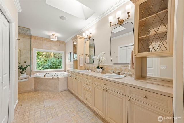 6424 286th Place NE, Carnation, WA 98014