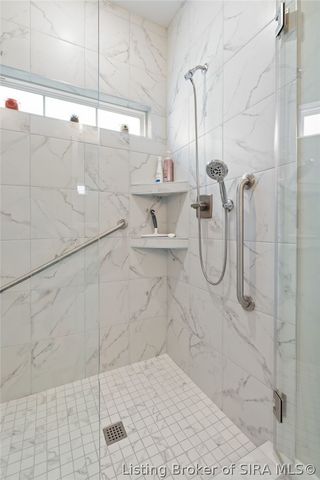 4114 Tudor Trail, New Albany, IN 47150