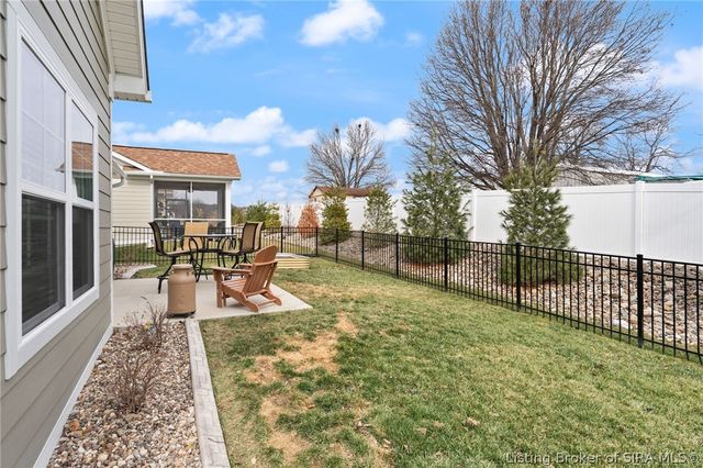 4114 Tudor Trail, New Albany, IN 47150