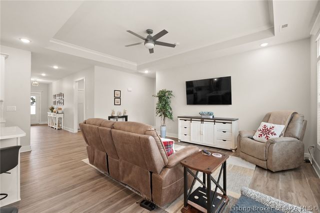 4114 Tudor Trail, New Albany, IN 47150