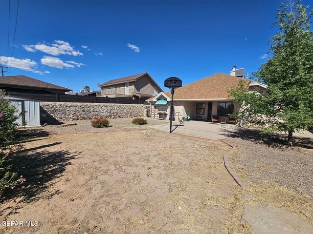 753 MARTHA GALE Drive, El Paso, TX 79912