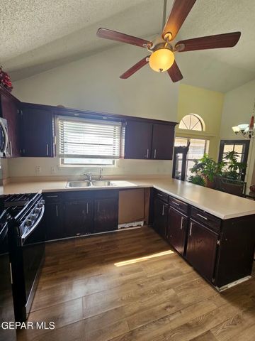 753 MARTHA GALE Drive, El Paso, TX 79912