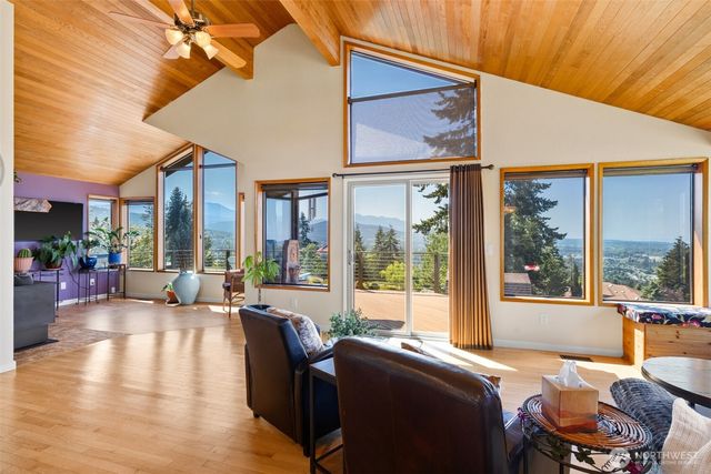 465 Quails Roost Road, Sequim, WA 98382