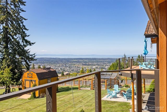 465 Quails Roost Road, Sequim, WA 98382