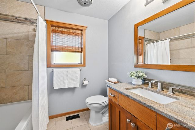 465 Quails Roost Road, Sequim, WA 98382