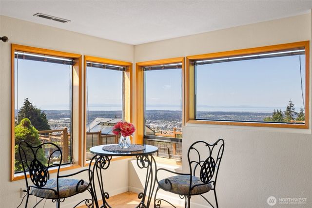 465 Quails Roost Road, Sequim, WA 98382