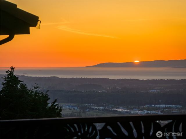 465 Quails Roost Road, Sequim, WA 98382