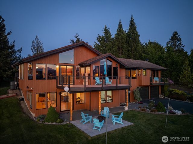 465 Quails Roost Road, Sequim, WA 98382