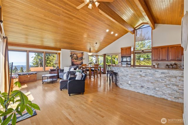 465 Quails Roost Road, Sequim, WA 98382