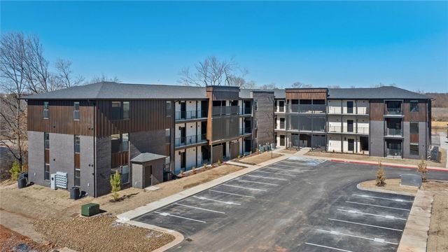 3319 SE MP Parkway 308, Bentonville, AR 72712