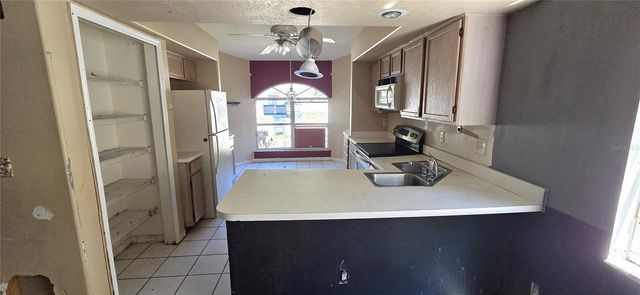 2115 INTERVISTA LANE, Valrico, FL 33594