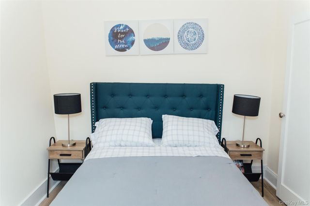 27 Vanderbilt Avenue 3rd Fl, Brooklyn, NY 11205