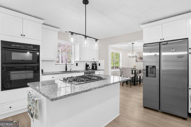 976 Walnut Drive, Lawrenceville, GA 30044