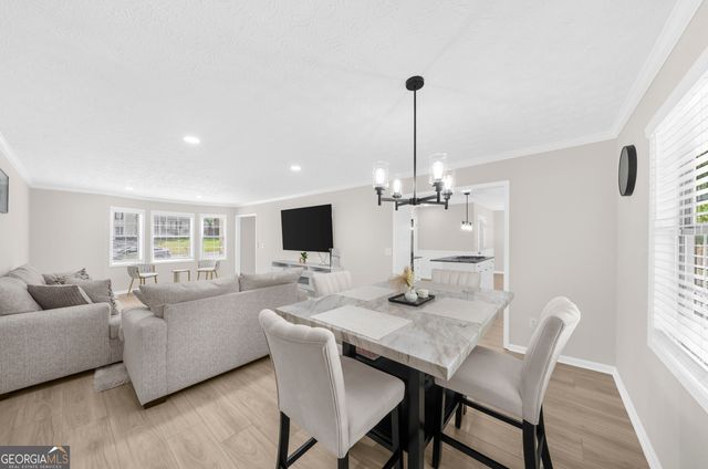 976 Walnut Drive, Lawrenceville, GA 30044