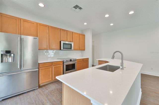 708 COADE STONE DRIVE, Seffner, FL 33584