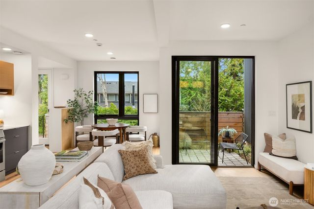 200 Shepard Way NW, Bainbridge Island, WA 98110