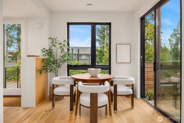 200 Shepard Way NW, Bainbridge Island, WA 98110