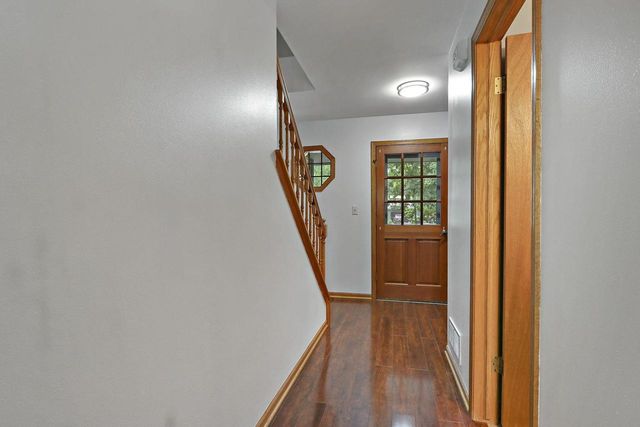28821 Raab DRIVE, Waterford, WI 53185