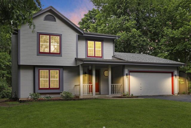 28821 Raab DRIVE, Waterford, WI 53185