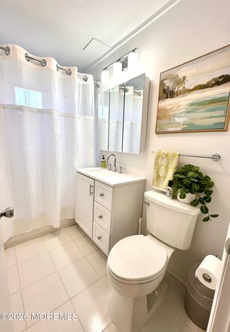 101 Wharfside Drive, Monmouth Beach, NJ 07750