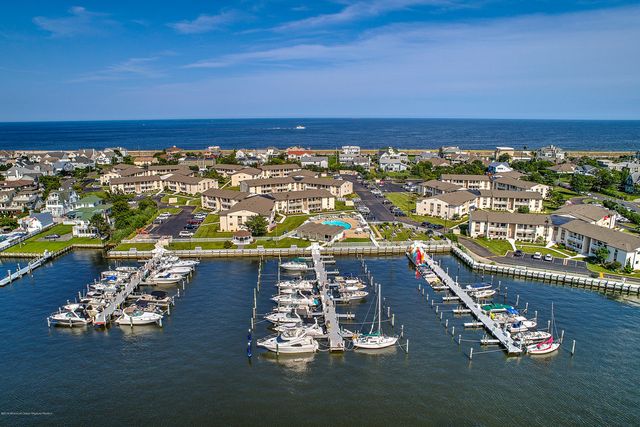 101 Wharfside Drive, Monmouth Beach, NJ 07750