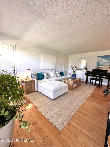 101 Wharfside Drive, Monmouth Beach, NJ 07750