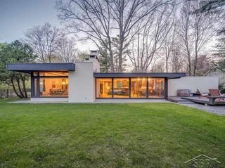 5208 Sunset Drive, Midland, MI 48640