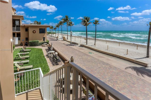 3300 N Surf Rd 17A, Hollywood, FL 33019
