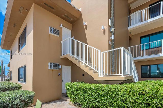 3300 N Surf Rd 17A, Hollywood, FL 33019