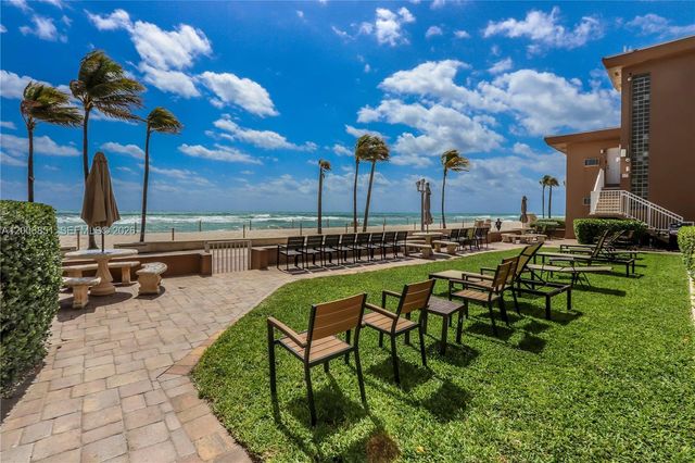 3300 N Surf Rd 17A, Hollywood, FL 33019