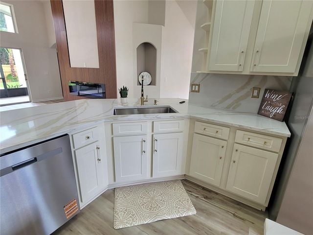 7705 NOTTINGHILL SKY DRIVE, Apollo Beach, FL 33572