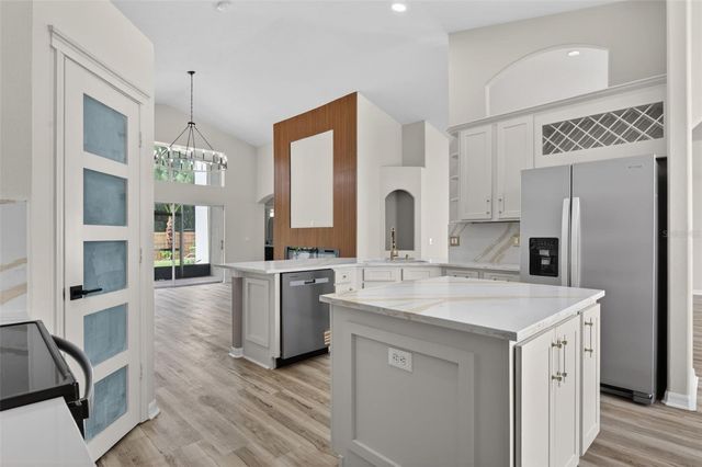 7705 NOTTINGHILL SKY DRIVE, Apollo Beach, FL 33572