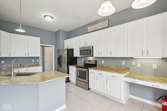 11588 Klotz Farm Boulevard, Fishers, IN 46037