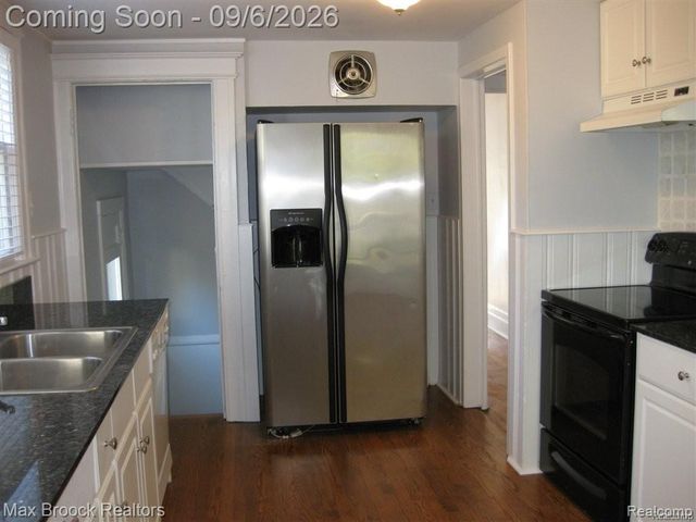 287 Oakland Avenue, Birmingham, MI 48009