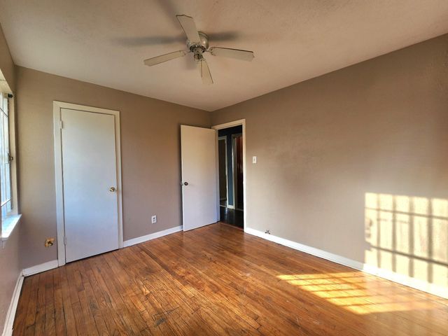 13001 Knollcrest Street, Houston, TX 77015