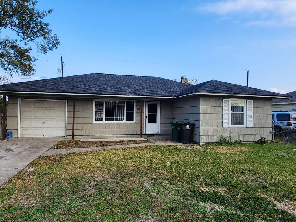 13001 Knollcrest Street, Houston, TX 77015